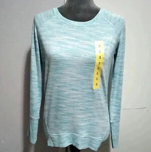 Womans Champion Shirt NWT